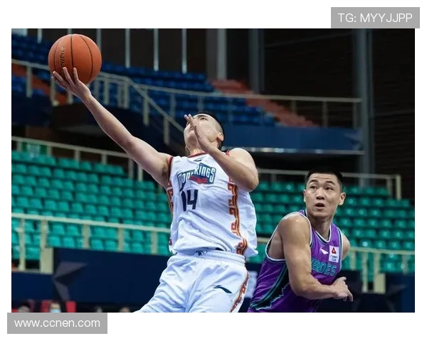 南京极限运动队进攻战术解析与实战应用探讨