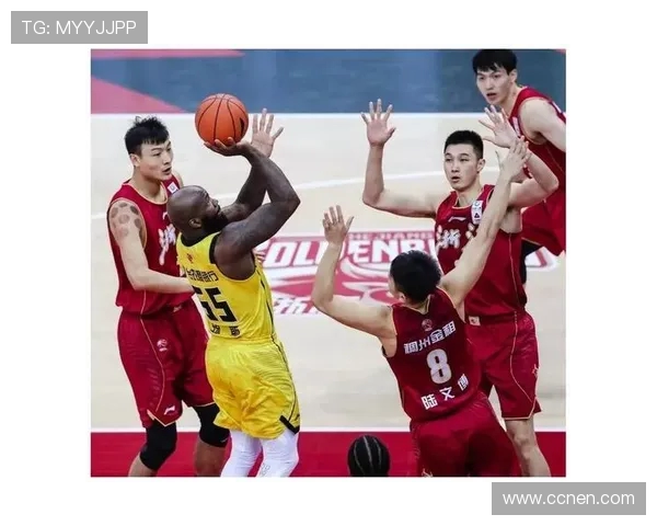 广州篮球队强势领跑冠军赛积分榜以82分稳居第一 广州篮球队强势领跑冠军赛积分榜以82分稳居第一