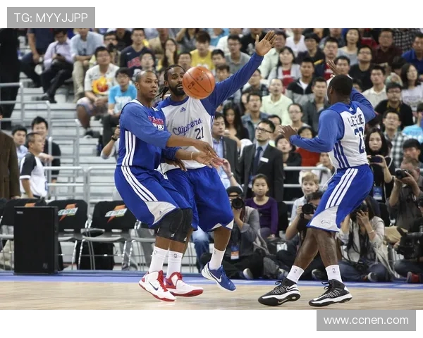 2017年5月3日NBA季后赛勇士队对阵爵士队精彩回顾与赛后分析