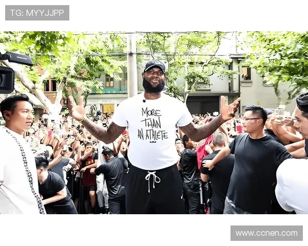 湖人火箭激战水主场球迷热情点燃比赛氛围