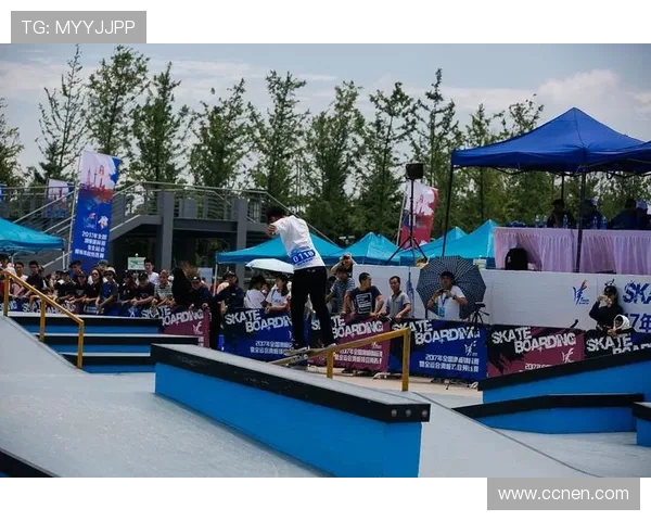 成都滑板队实力不凡在全国滑板速度排行榜中荣获第六名佳绩